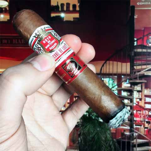 Hoyo De Monterrey LCDH Edicure de Luxe Boxdate DIC/12